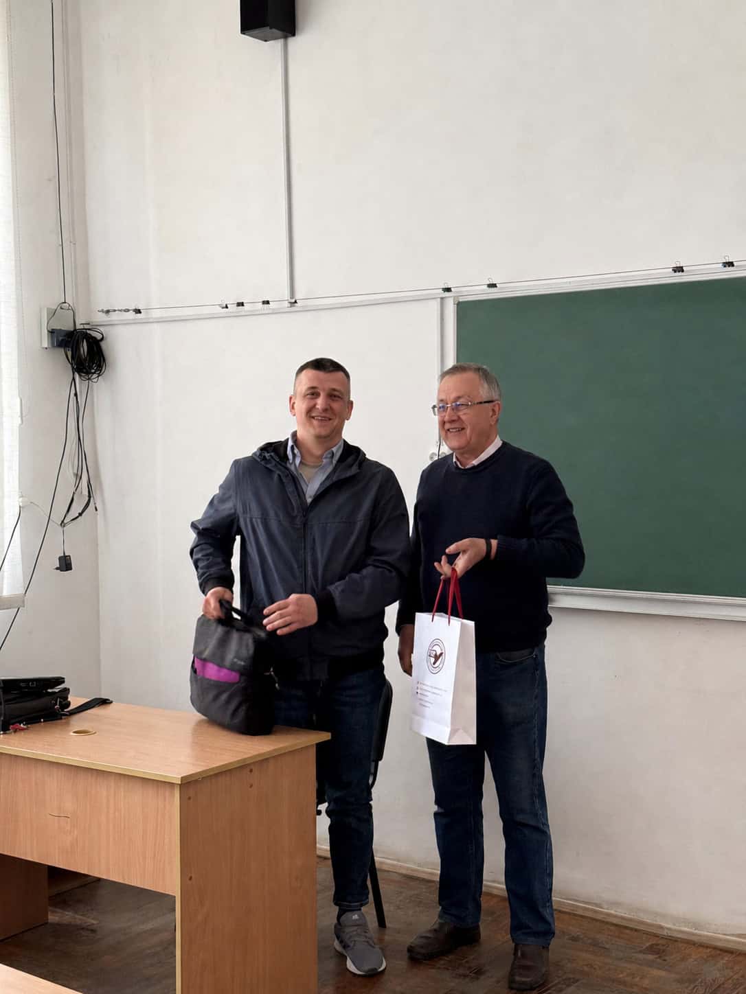 Андрій Дишкант під час зустрічі на кафедрі